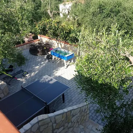 Apartment Brandneue In Mit Schwimmbad *