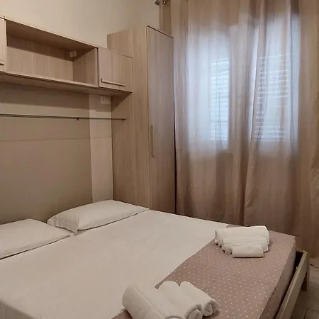 Brandneue In Mit Schwimmbad Apartment
